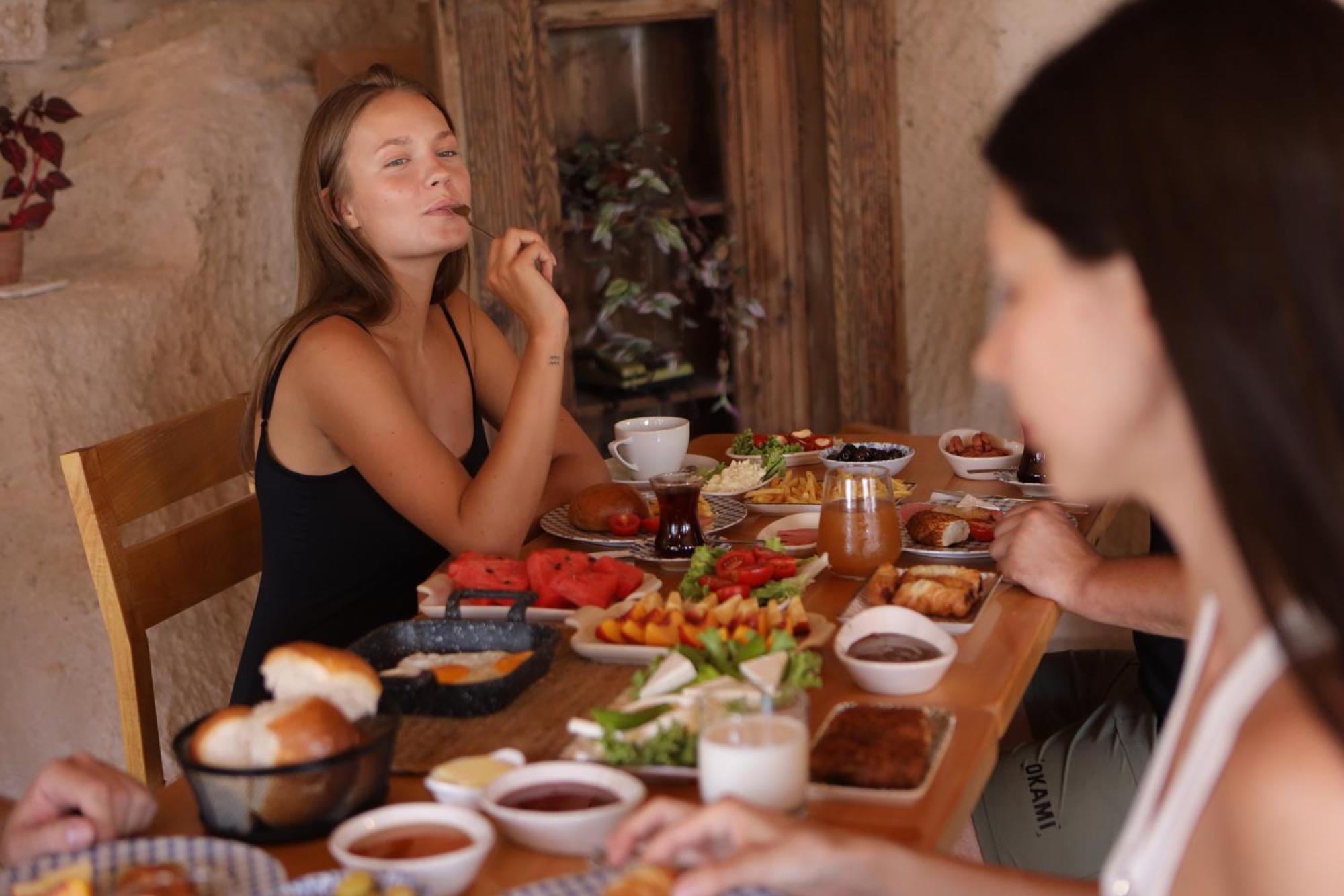 Pinhan Cave Suites Üçhisar Esterno foto